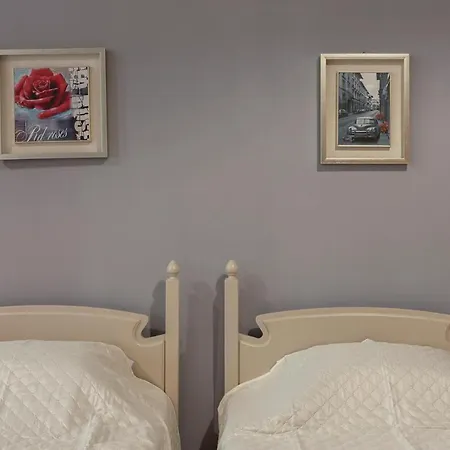 Narkissos 'superb' Guest house *
