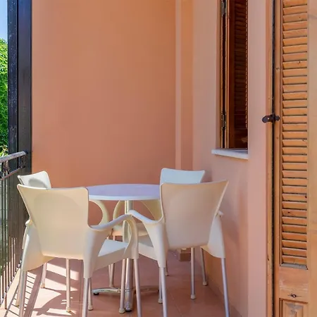 Narkissos 'superb' 3*