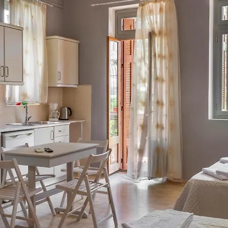 Narkissos 'superb' Chania (Crete)