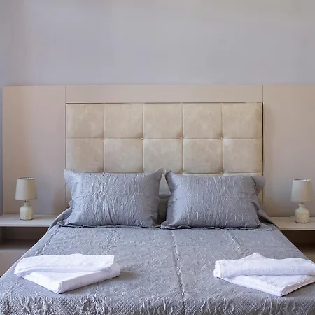 Narkissos 'superb' Guest house *