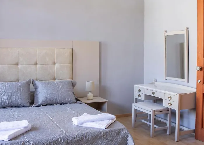 Narkissos 'superb' Guest house