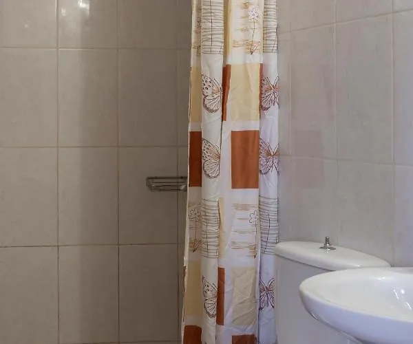 Guest house Narkissos 'superb' 3*