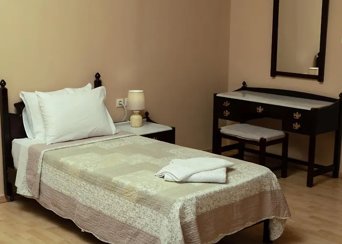 Narkissos 'superb' Guest house Chania (Crete)