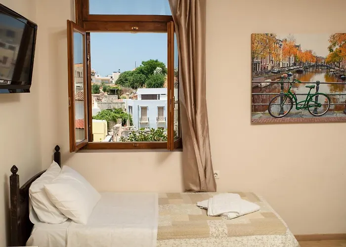 Narkissos 'superb' Chania (Crete)