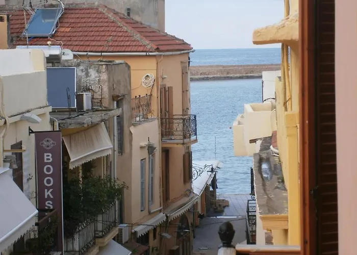Narkissos 'superb' Chania (Crete)