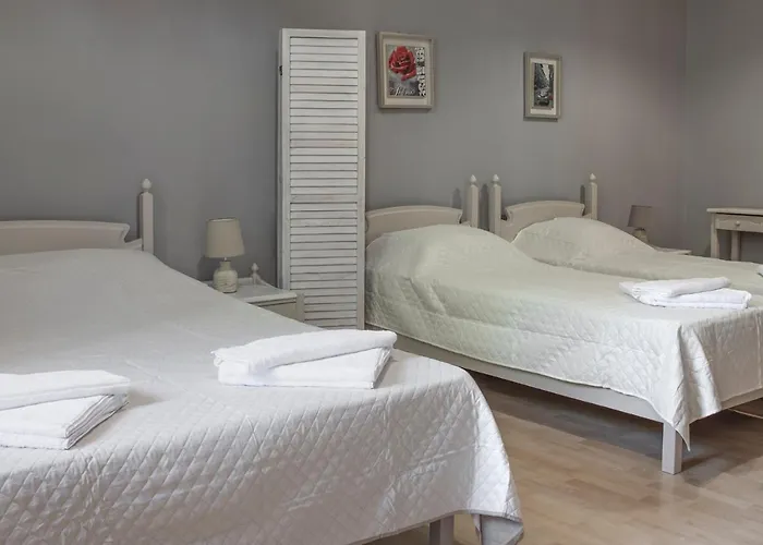 Narkissos 'superb' Chania (Crete)