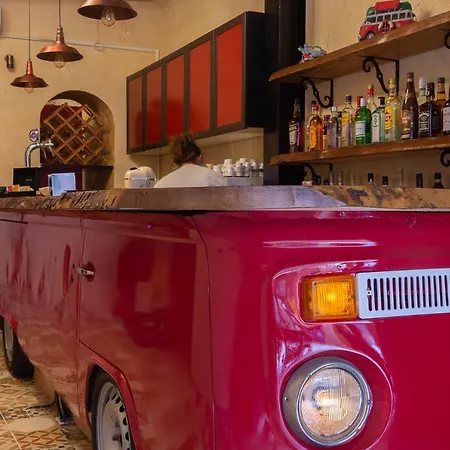 Narkissos 'superb' Chania (Crete)