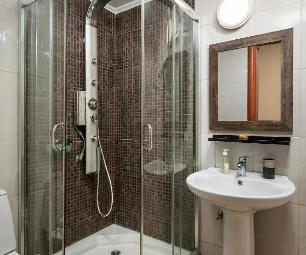 Narkissos 'superb' Chania (Crete)