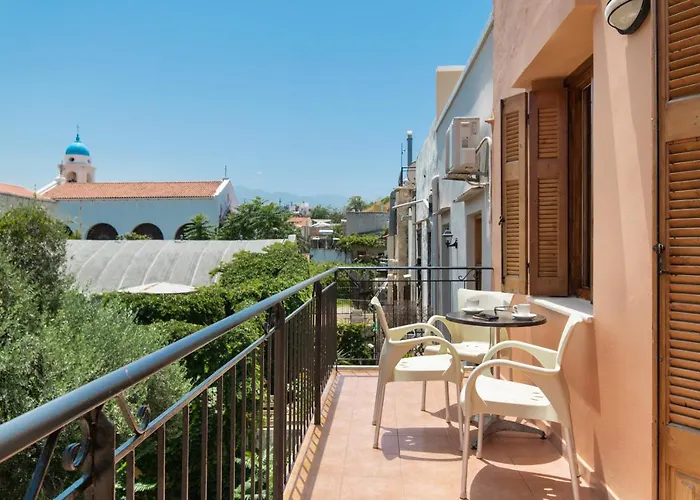 Πανσιόν Narkissos 'superb'